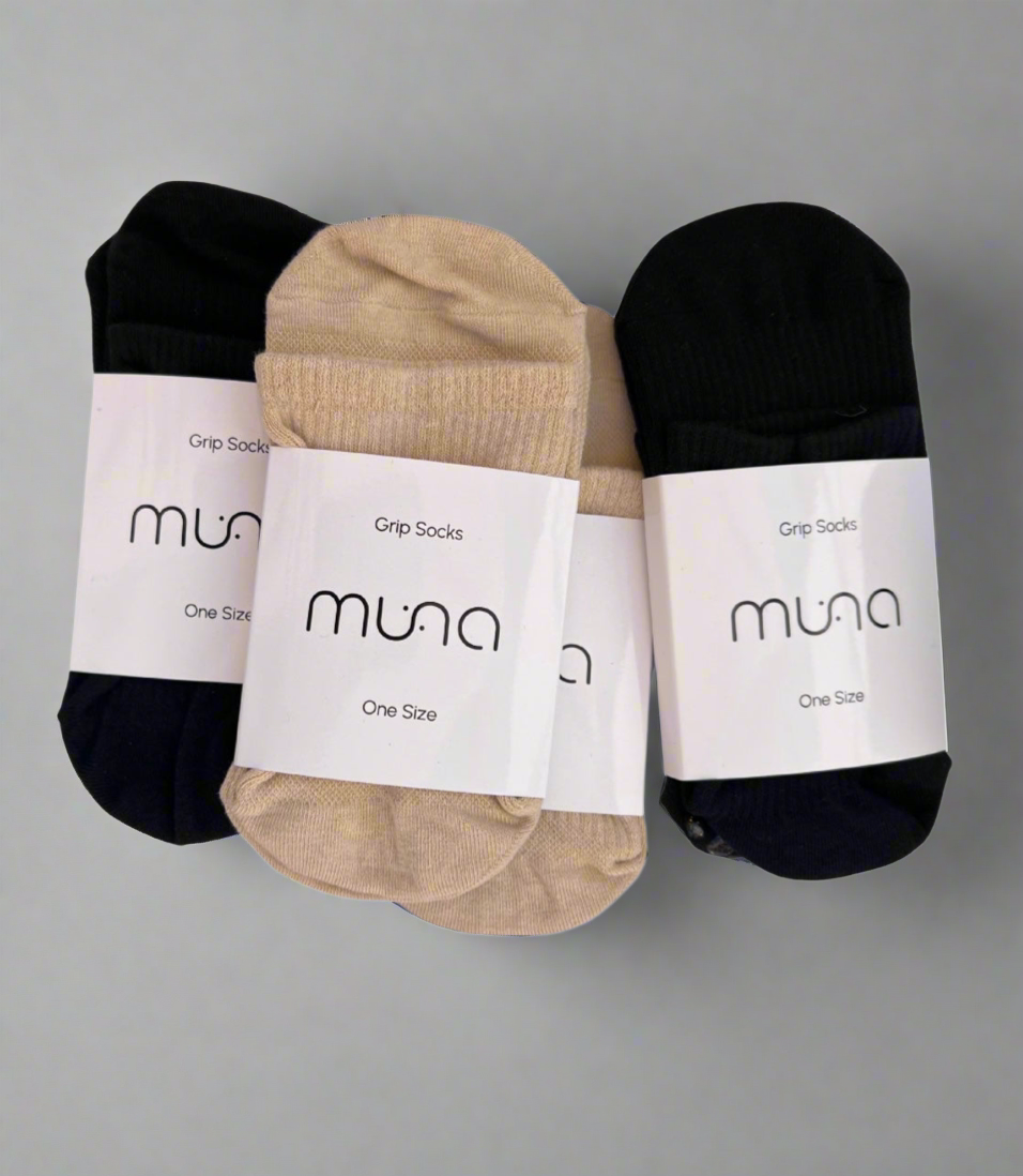 Muna Wellness Pilates Socks - Black