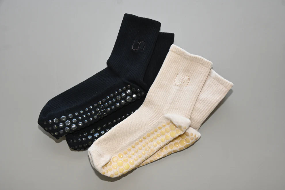 Muna Wellness Pilates Socks - Black